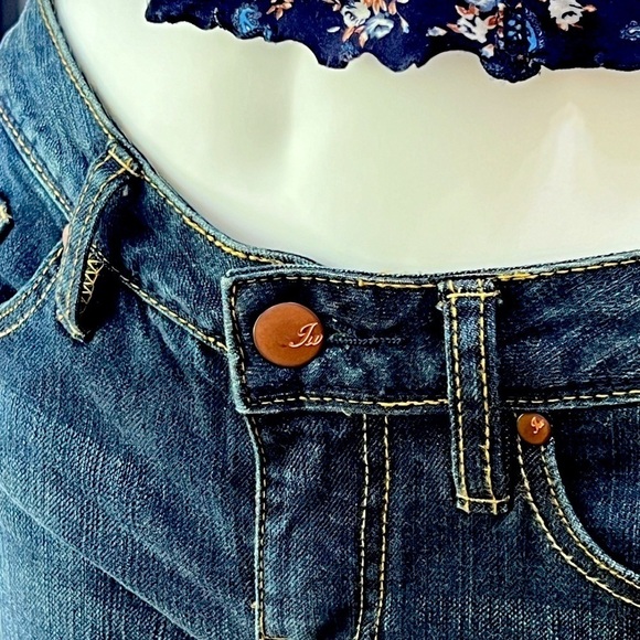 Jeanswest dark wash  butt lifter slim bootcut denim jeans. - Picture 4 of 6